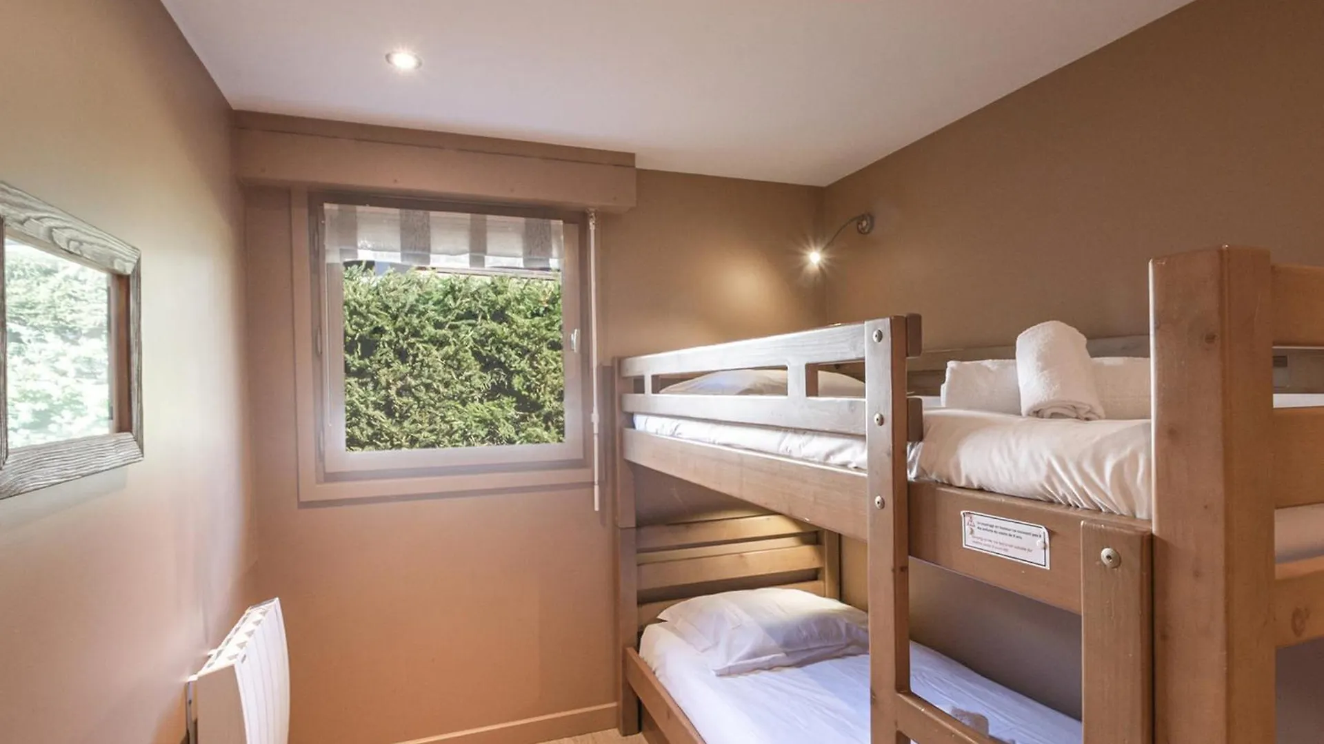 Appartement Chic Avec Sauna Et Parking Au Centre De Chamonix - Fr-1-343-190 Apartament